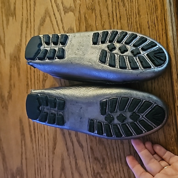 Coach Amber Pebbled Leather Driving loafers shoes Metallic Pewter Woman's 7.5B - Picture 10 of 11